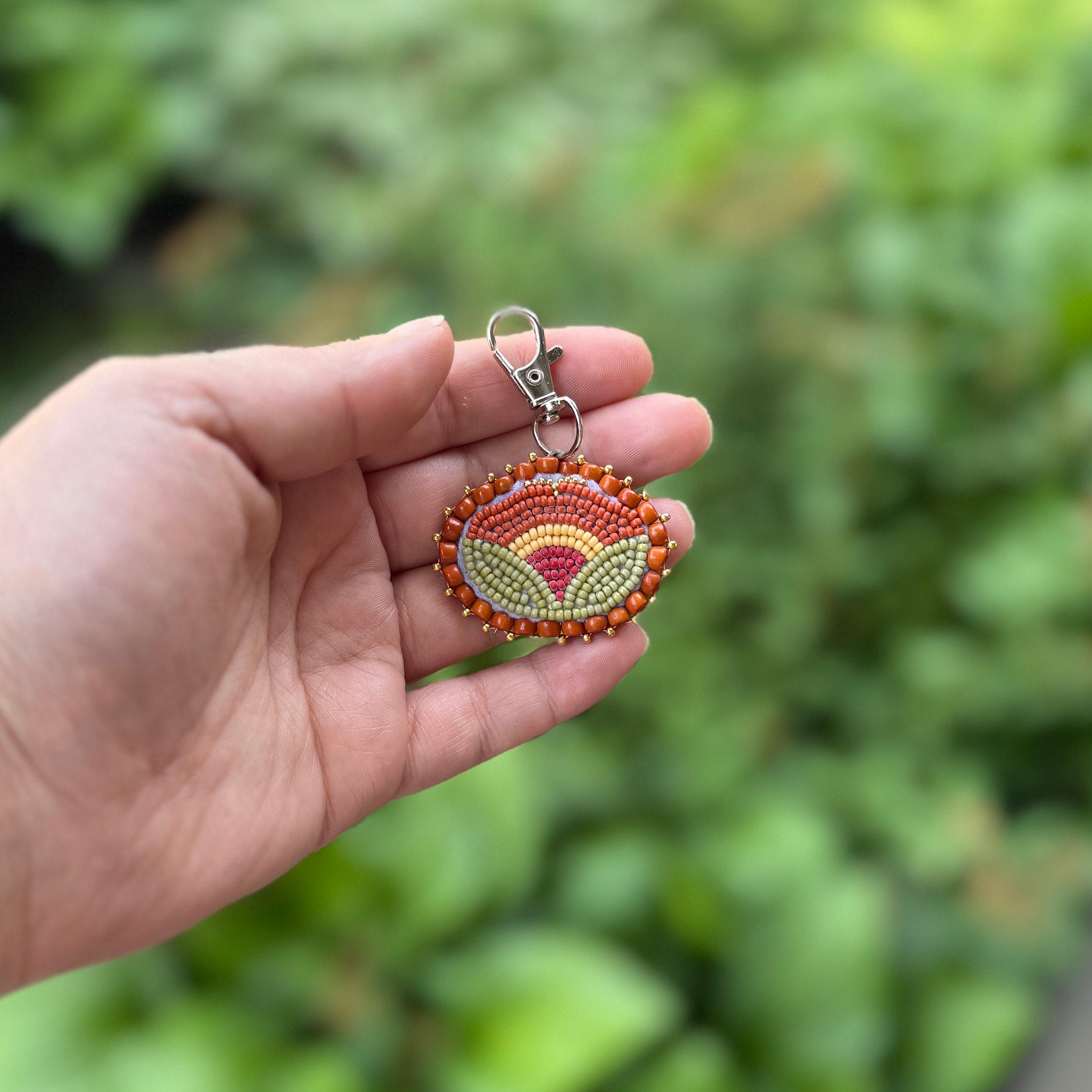 Beadwork 101: Flat Stitch Ojibwe Floral Keychain - Festival Twist