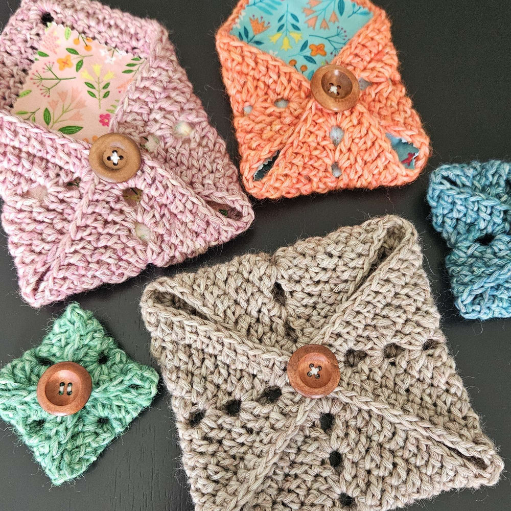 
                  
                    Pochette en carrés granny (granny squares)
                  
                